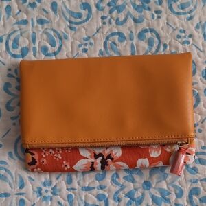 NWOT Rachel Pally Orange Floral Clutch